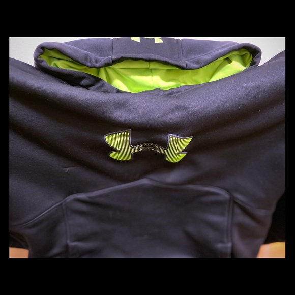 Under Armour Tops - Under Armour Hoodie NEW XL Under Armour Tops - Under Armour Hoodie NEW XL